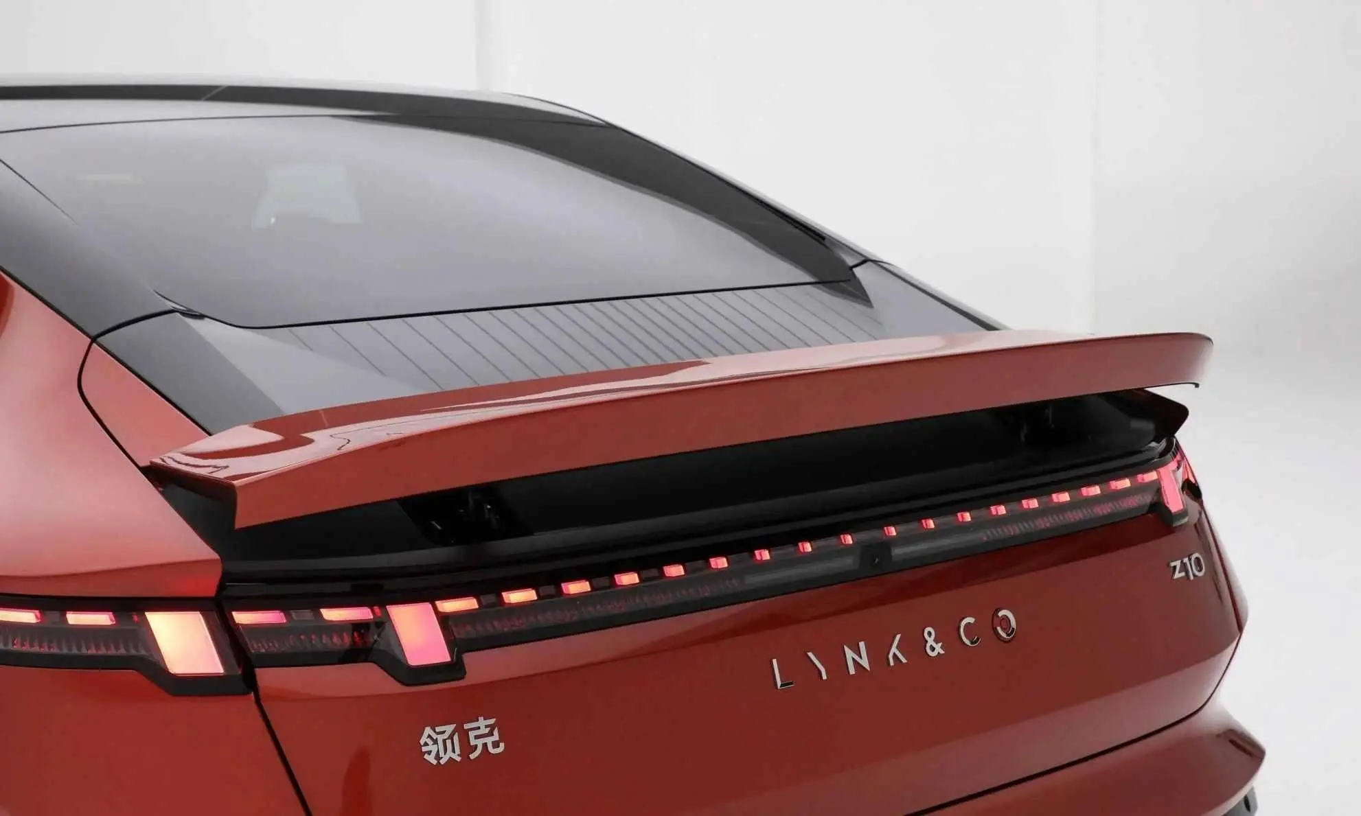 极氪001与小米SU7竞争,领克Z10展车到店,或于8月上市